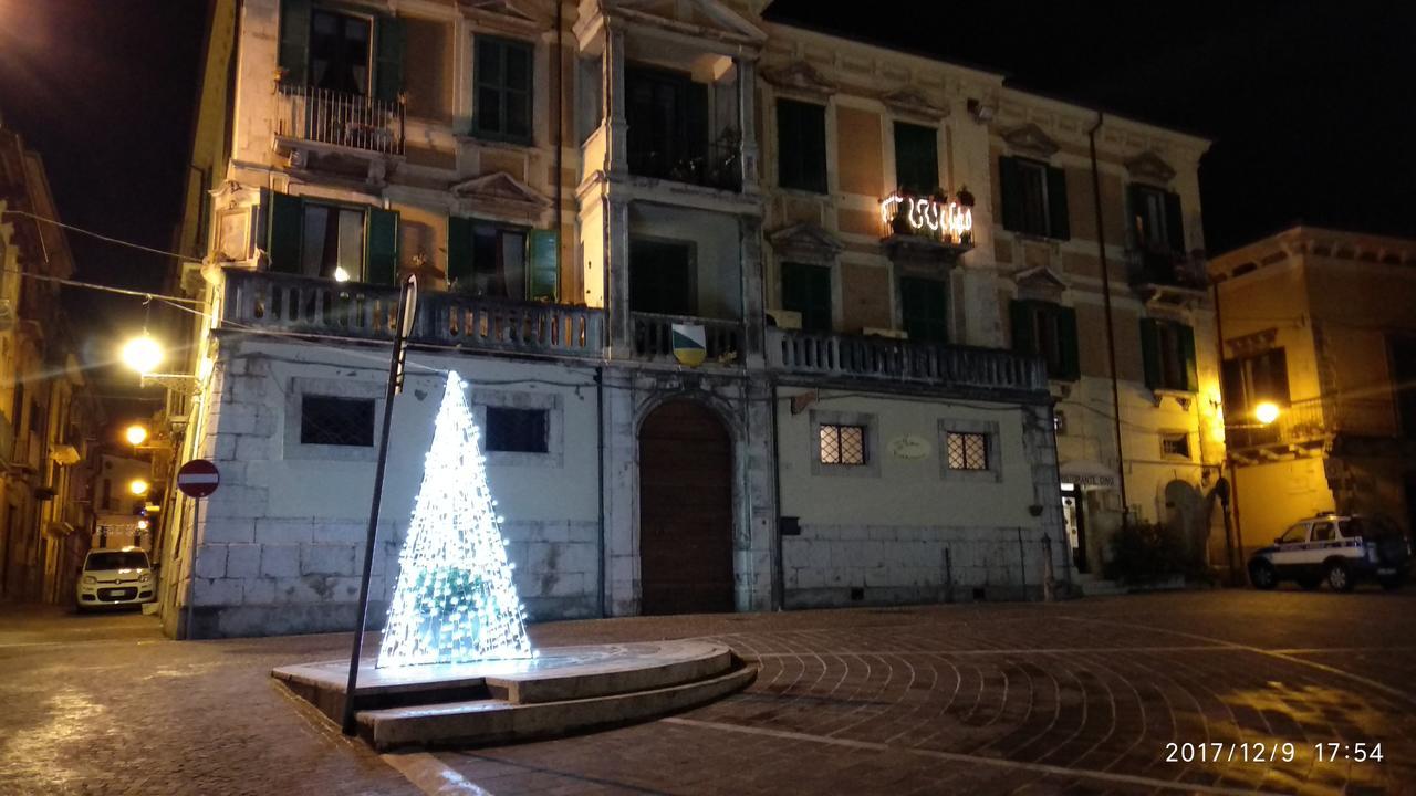La Locanda Di Gino Σουλμόνα Εξωτερικό φωτογραφία